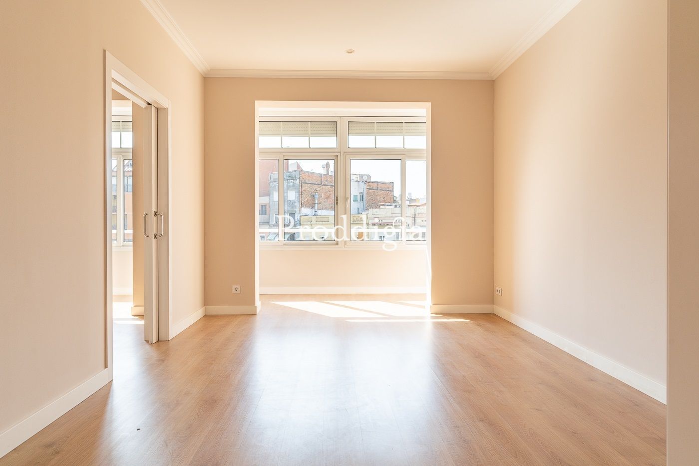 Piso en alquiler Barcelona. Ref: 12633. Proddigia