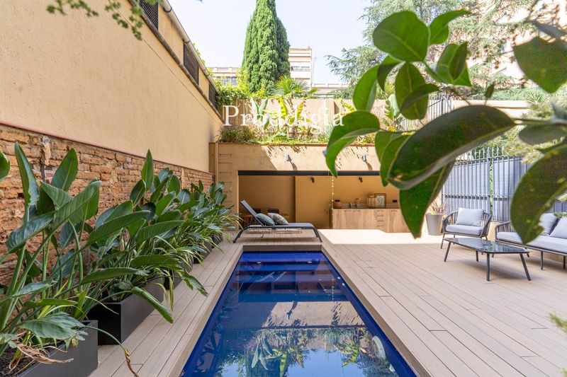 Espectacular piso con piscina privada en Quadrat d'Or
