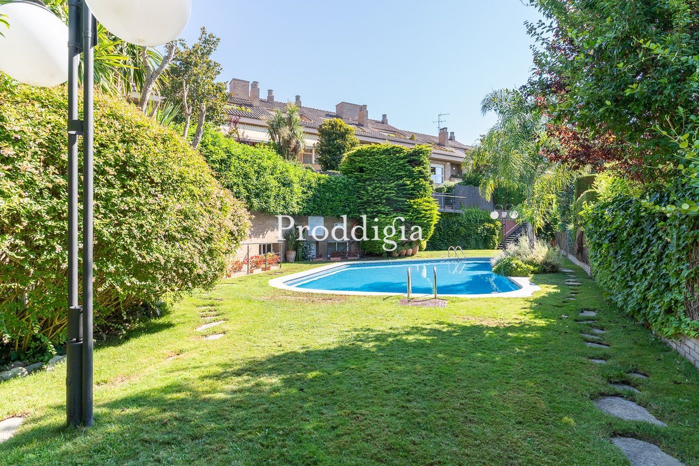 Adosado en alquiler Sant Cugat del Vallès, Barcelona. Ref: 12726. Proddigia