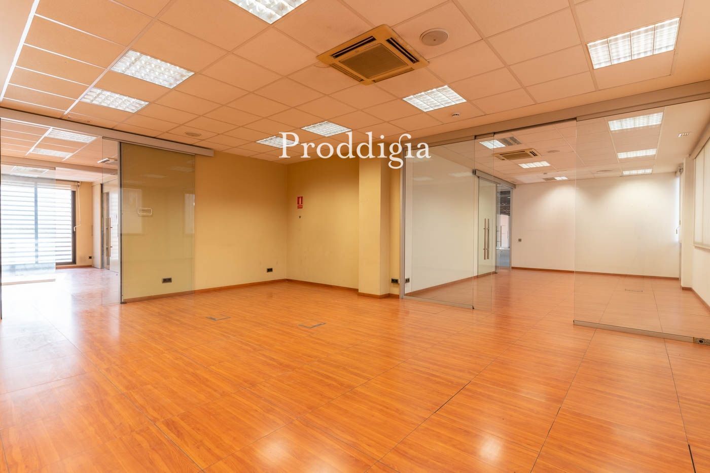 Chance! Spacious and beautiful offices in Sant Cugat
