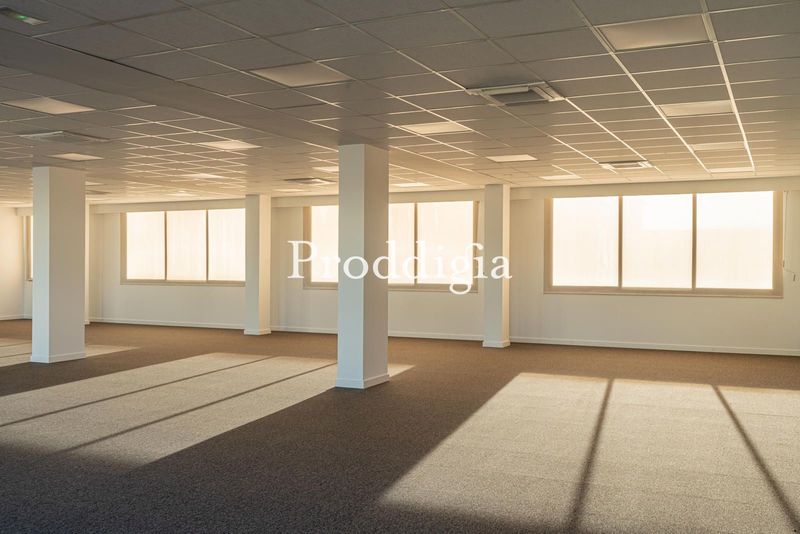 ¡Oportunidad! Amplias y bonitas oficinas en Sant Cugat