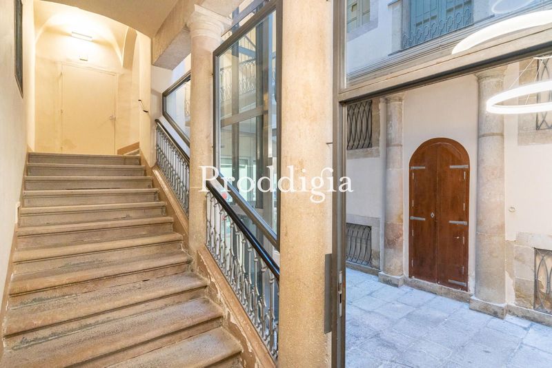 Piso A REFORMAR en Barrio Gótico