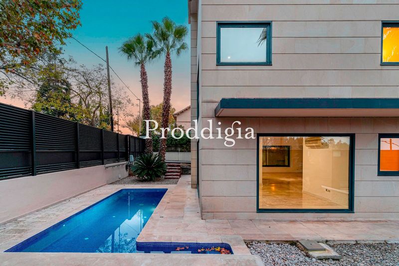 Espectacular casa en Valldoreix con las mejores vistas ,cerca de la estación