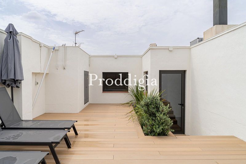 Vivienda reformada A ESTRENAR con PISCINA en Sant Gervasi - Galvany
