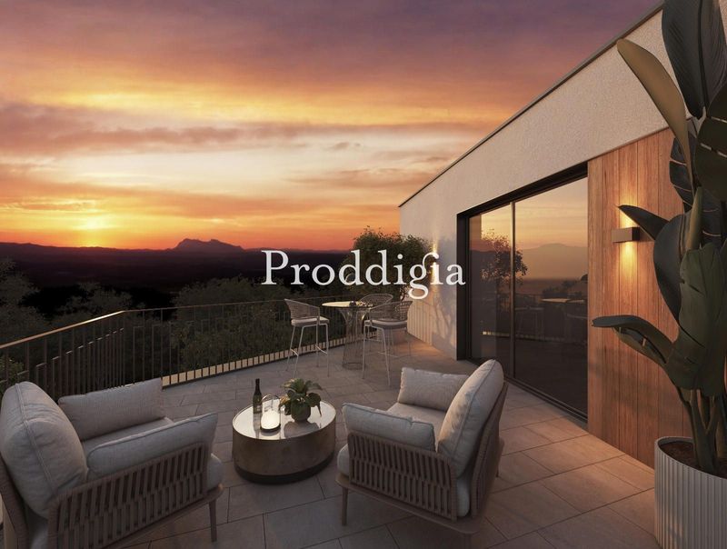 Exclusiva villa de diseño: luz, naturaleza y una suite de ensueño