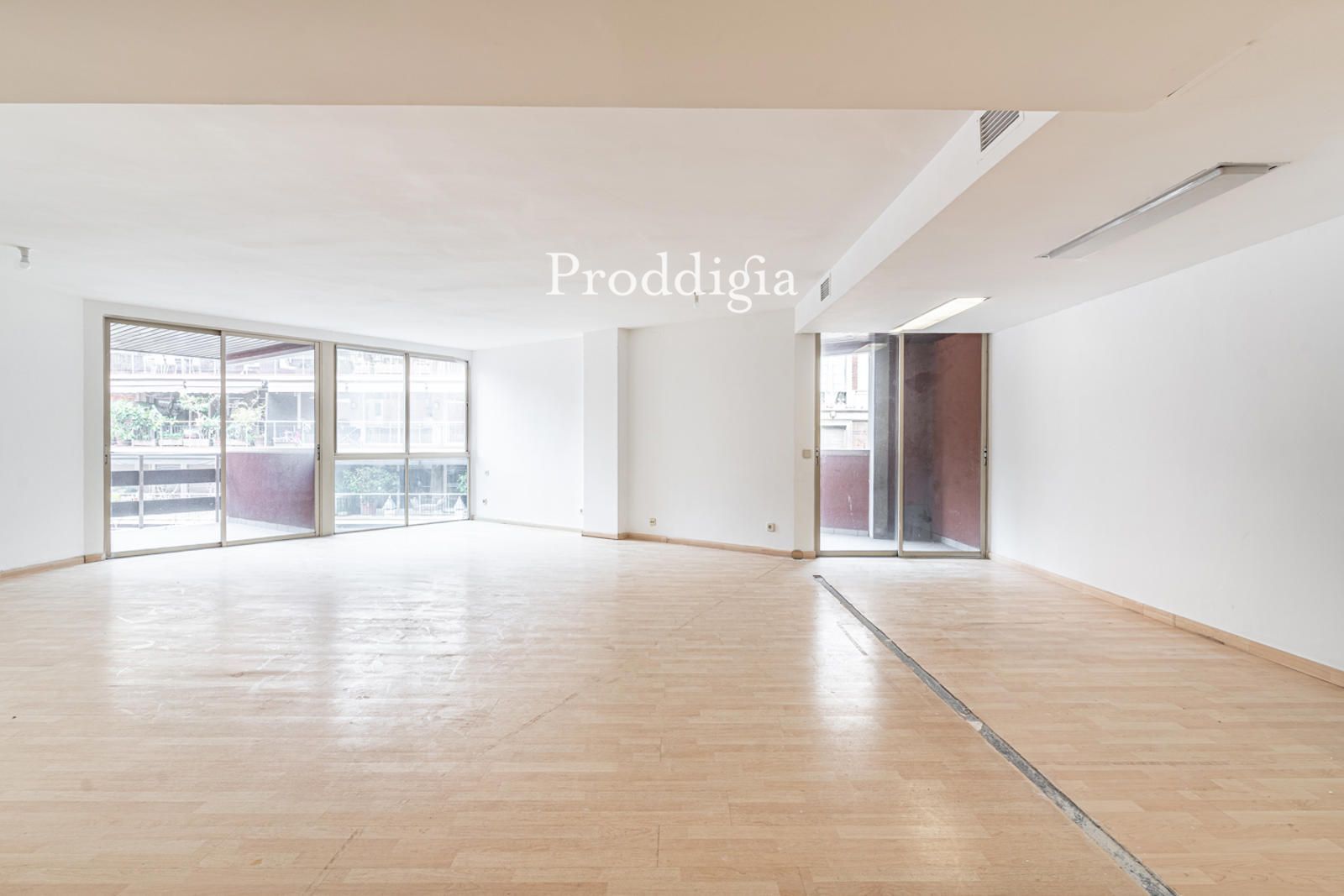 Oficina en venda Barcelona. Ref: 15748. Proddigia