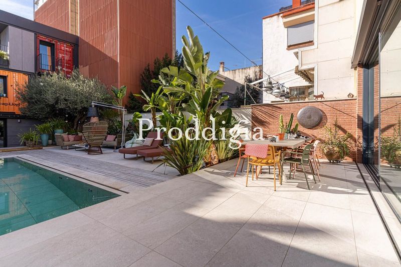 Espectacular propiedad de dos viviendas en el centro de Terrassa