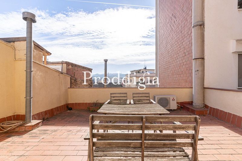 Preciosa casa de pueblo en el centro de Sant Cugat para rehabilitar.