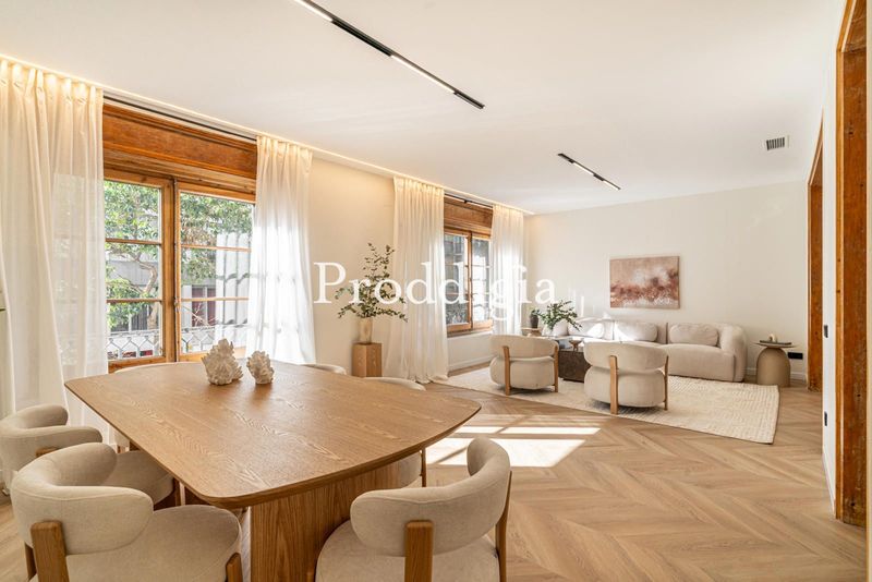 Espectacular piso a estrenar en finca clásica de 5 dormitorios + vestidores
