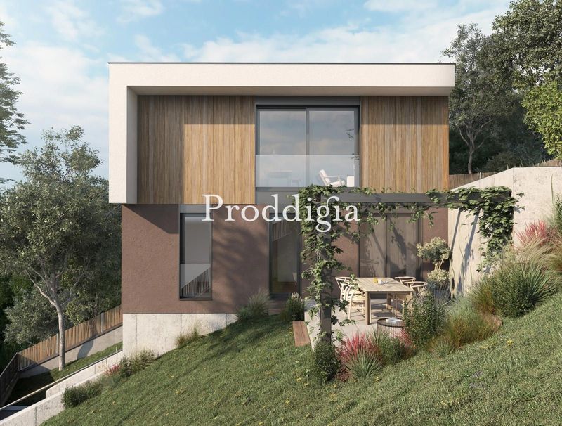 Espectacular casa independiente  de 4 habitaciones a estrenar