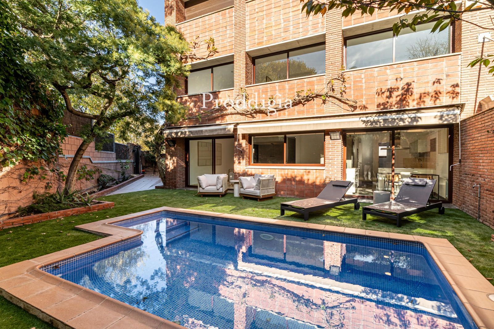 Townhouse for sale Sant Cugat del Vallès, Barcelona. Ref: 16118. Proddigia