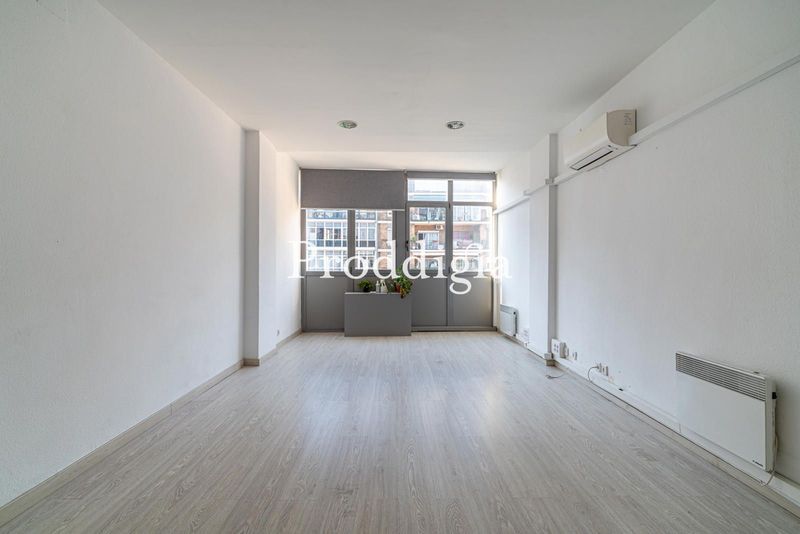 Oficina tipo loft en alquiler