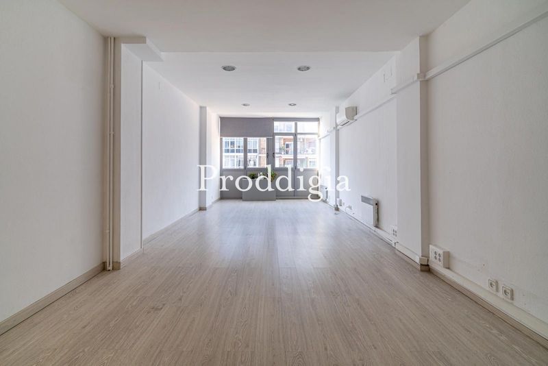 Oficina tipo loft en alquiler