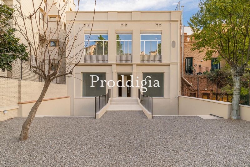 Dúplex exclusivo, luminoso y elegante en Sarriá Sant Gervasi