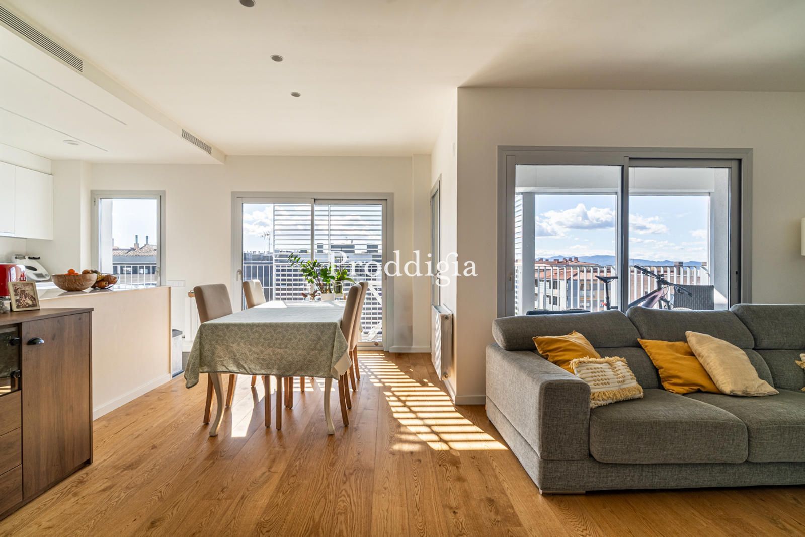 Penthouse for sale Sant Cugat del Vallès, Barcelona. Ref: 16182. Proddigia