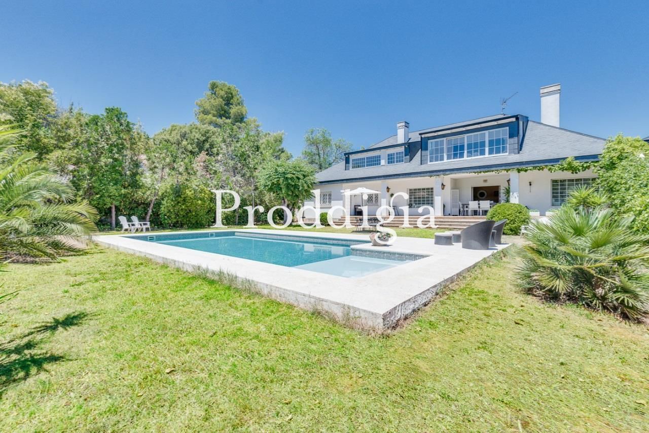 Chalet Independiente en venta Sant Cugat del Vallès, Barcelona. Ref: 16218. Proddigia