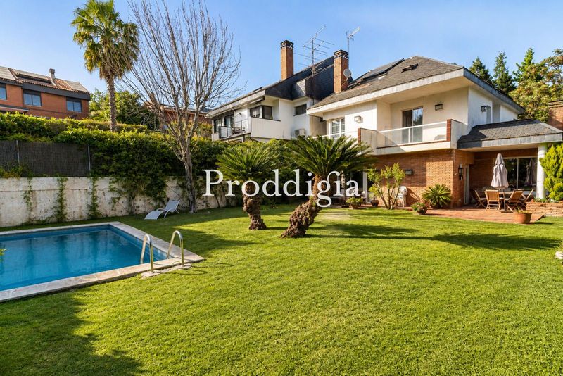 Preciosa vivienda en zona premium con máxima privacidad