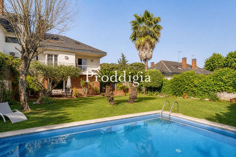 Preciosa vivienda en zona premium con máxima privacidad