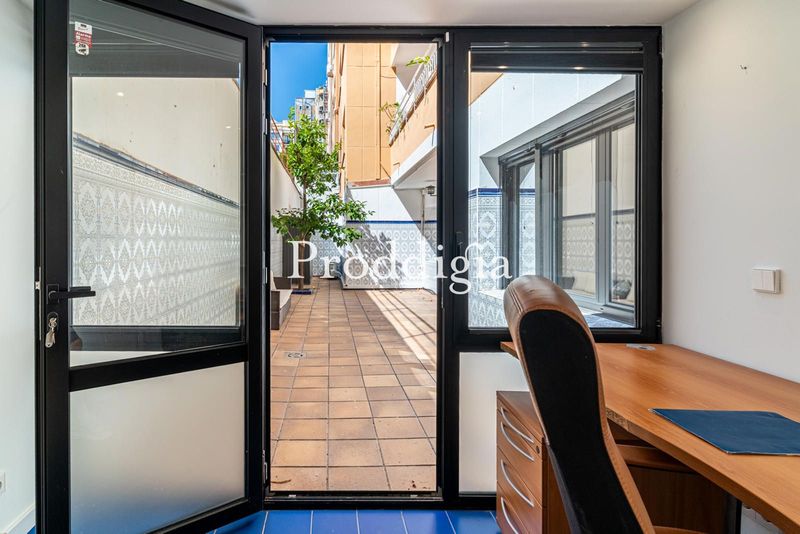 PISO CON TERRAZA EN SANT GERVASI