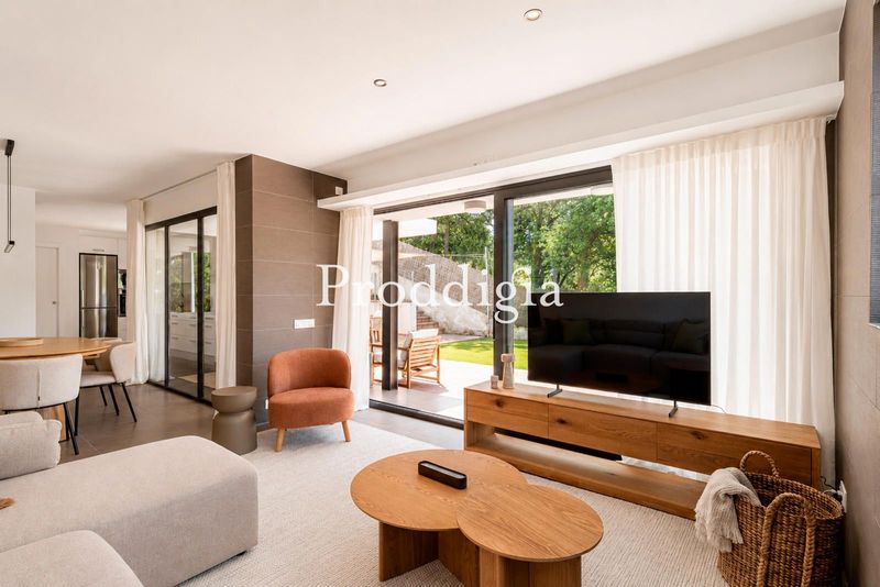 FOREST VILLA BARCELONA: naturaleza, diseño y tranquilidad