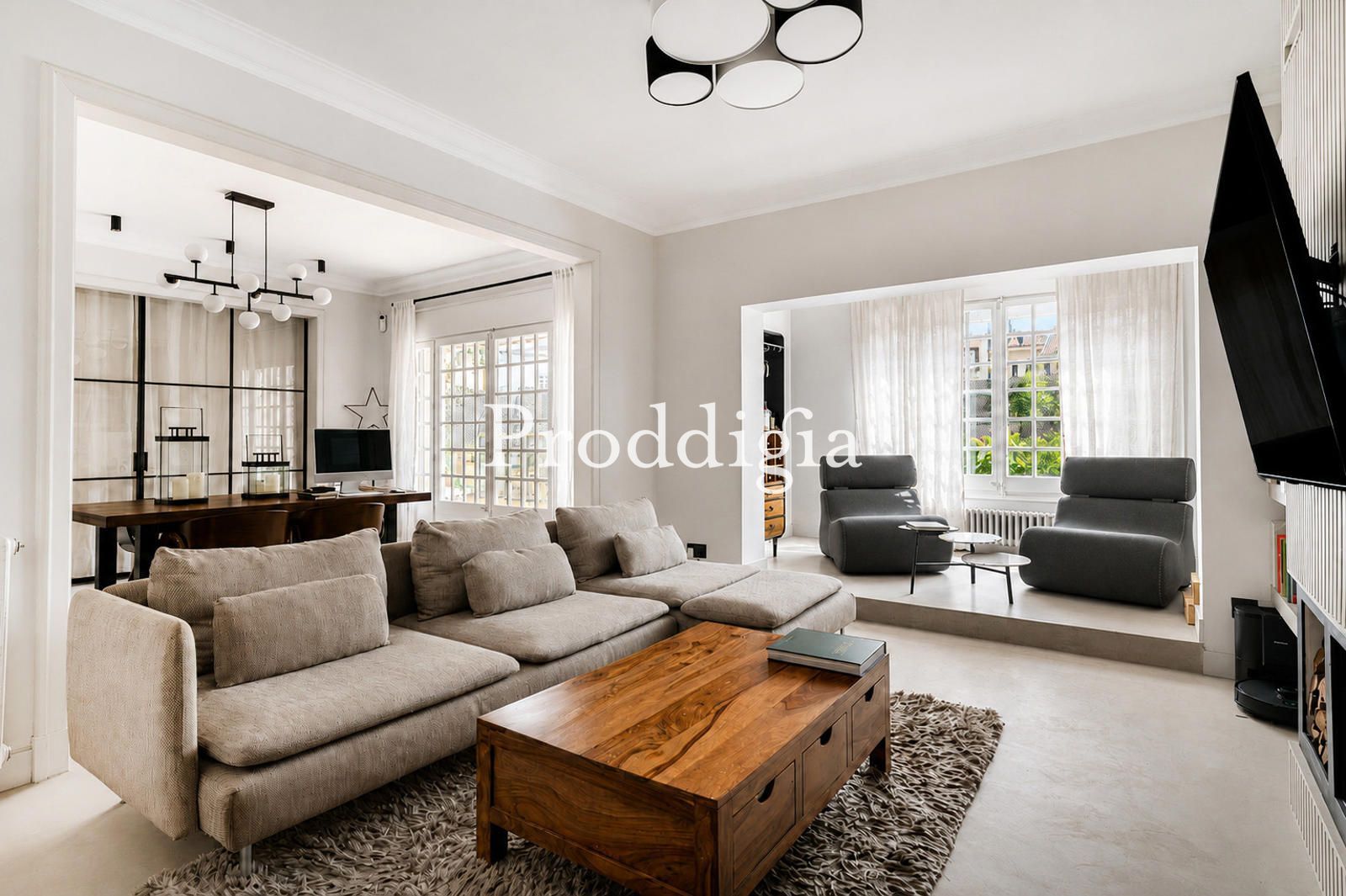 Vivienda de diseño con 4 habitaciones y terraza privada junto a Turó Park