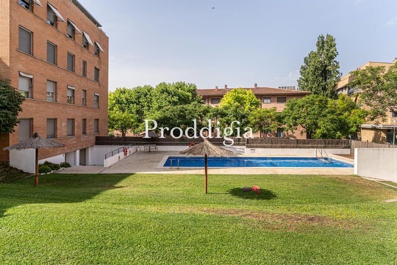 Piso ideal de 3h y 2 baños en Can Magí. con plaza de garaje y trastero