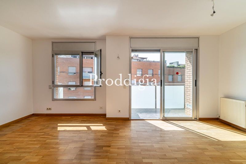 Piso ideal de 3h y 2 baños en Can Magí. con plaza de garaje y trastero