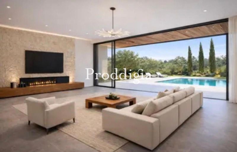 Diseño, luz y piscina en Bellaterra