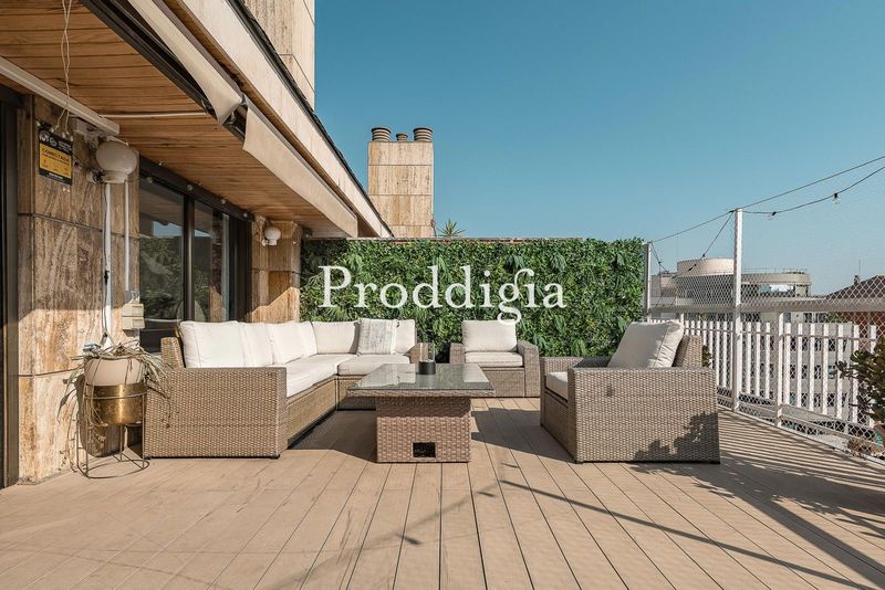 Ático exclusivo con terraza en la Dreta de l'Eixample
