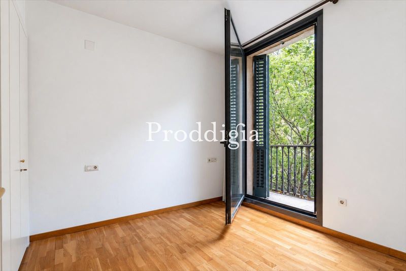 ÚNICO PISO EN VENTA AL LADO DE PASEO DE GRACIA