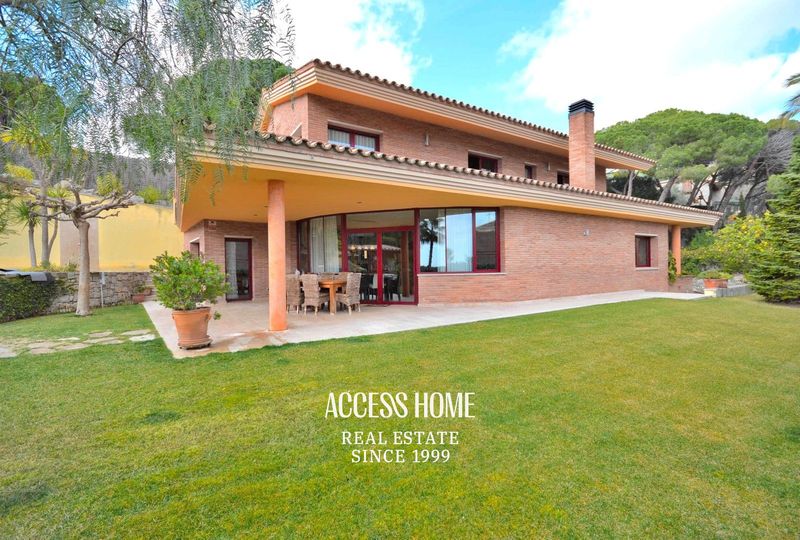 Chalet Independiente en venta Premià de Dalt, Barcelona. Ref: 4344. Access Home 