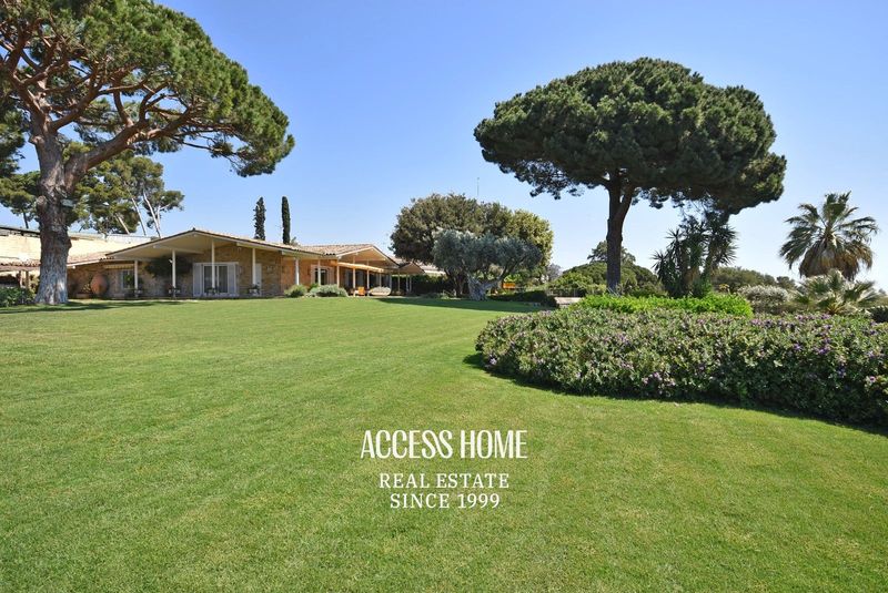 Chalet Independiente en venta Sant Andreu de Llavaneres, Barcelona. Ref: 4395. Access Home 