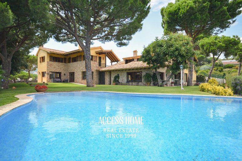 Chalet Independiente en venta Sant Andreu de Llavaneres, Barcelona. Ref: 4453. Access Home 