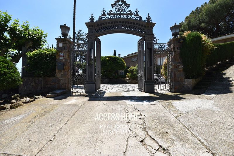 Chalet Independiente en venta Cabrera De Mar, Barcelona. Ref: 4491. Access Home 