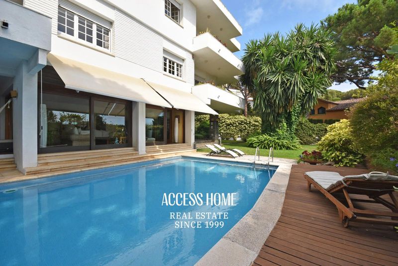 Chalet Independiente en venta Cabrils, Barcelona. Ref: 4493. Access Home 