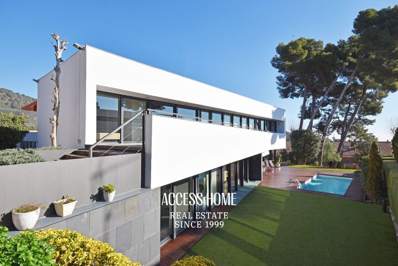 Chalet Independiente en venta Premià de Dalt, Barcelona. Ref: 4500. Access Home 