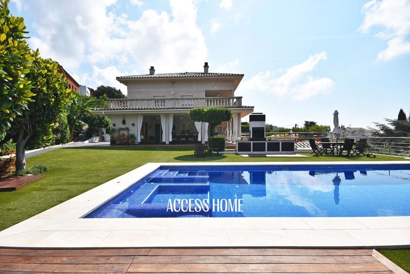 Chalet Independiente en venta Alella, Barcelona. Ref: 4513. Access Home 