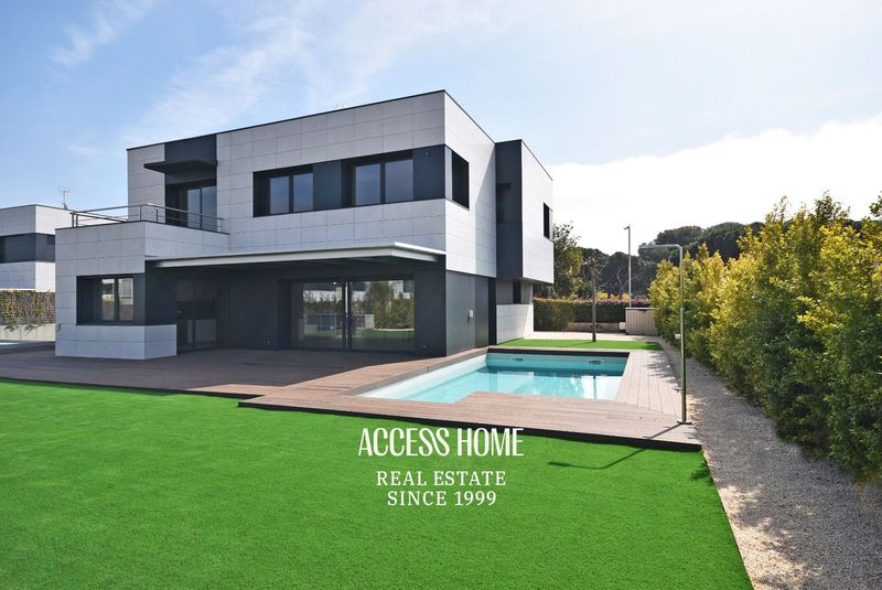 Chalet Independiente en venta Sant Andreu de Llavaneres, Barcelona. Ref: 4662. Access Home 