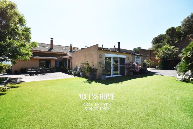 Chalet Independiente en venta Alella, Barcelona. Ref: 4688. Access Home 