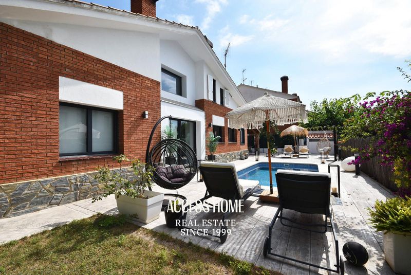 Chalet Independiente en venta Canet De Mar, Barcelona. Ref: 4691. Access Home 