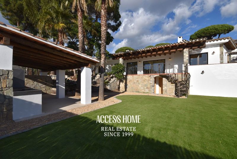 Chalet Independiente en venta Vilassar De Dalt, Barcelona. Ref: 4699. Access Home 