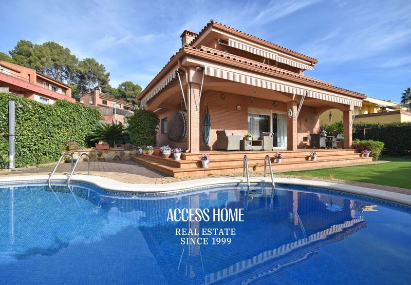 Chalet Independiente en venta Sant Pol De Mar, Barcelona. Ref: 4768. Access Home 