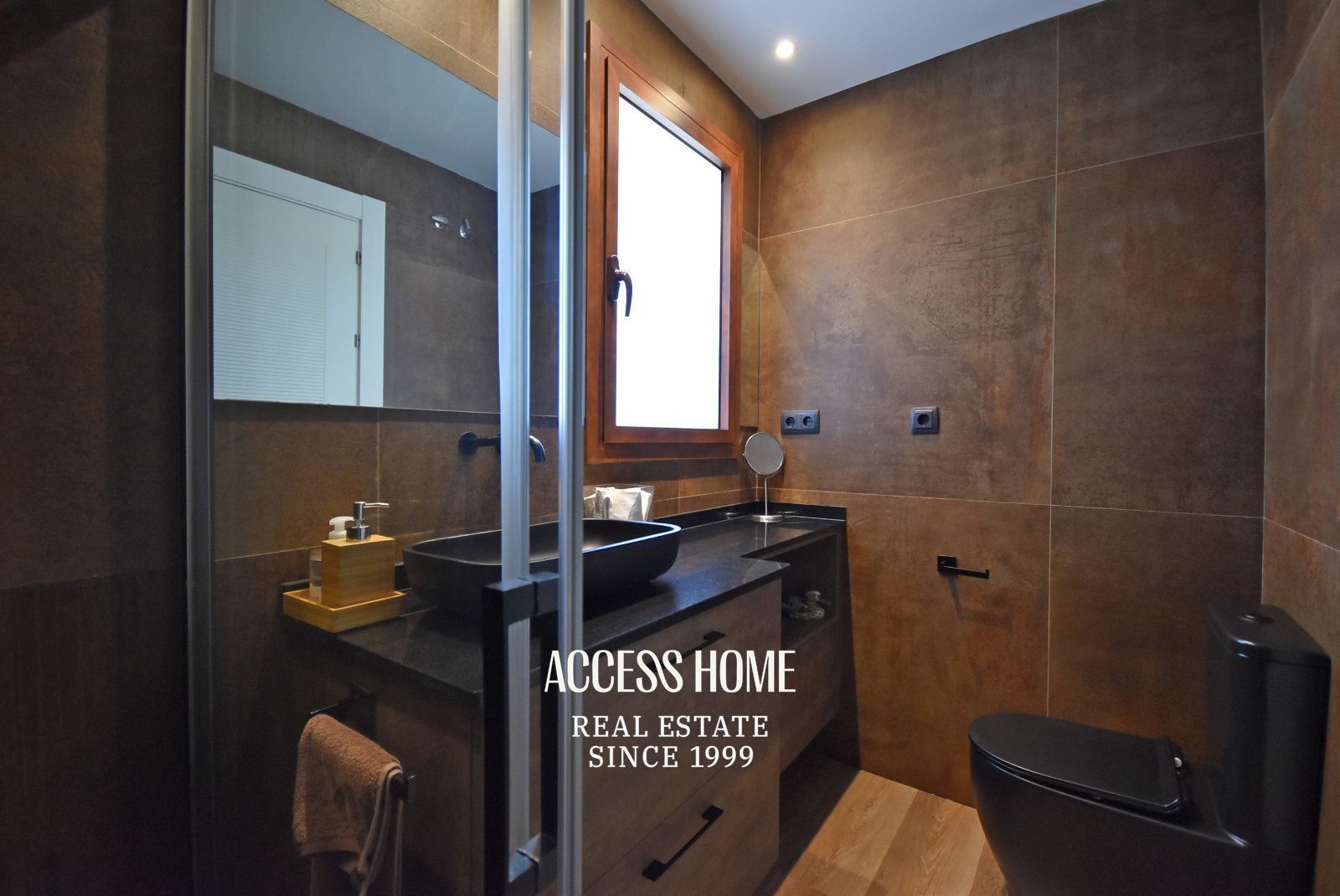Exclusividad, diseño y Mediterráneo: una vivienda excepcional en centro de Sant Vicenç de Montalt - Foto 33