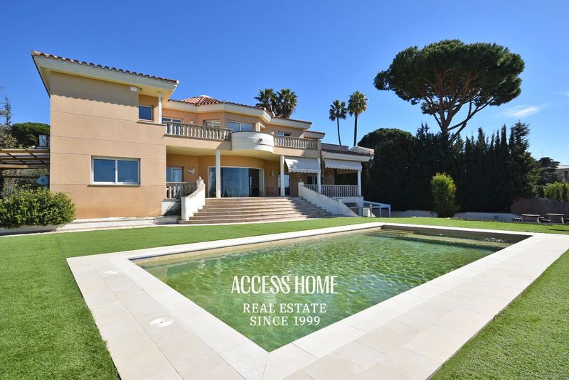 Chalet Independiente en venta Alella, Barcelona. Ref: 4803. Access Home 