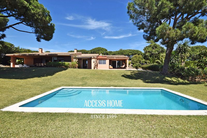 Chalet Independiente en alquiler Sant Vicenç de Montalt, Barcelona. Ref: 4840. Access Home 