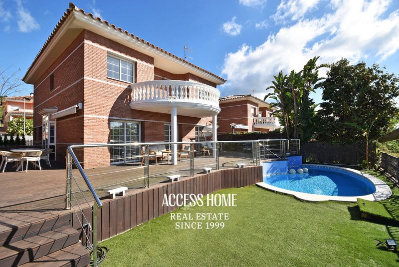 Chalet Independiente en venta Vilassar De Dalt, Barcelona. Ref: 4857. Access Home 
