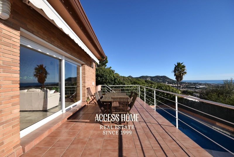 Chalet Independiente en venta Premià de Dalt, Barcelona. Ref: 4927. Access Home 