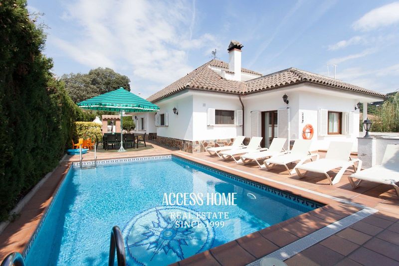 Chalet Independiente en alquiler Cabrils, Barcelona. Ref: 4957. Access Home 