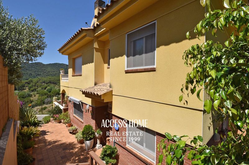 Chalet Independiente en venta Vilassar De Dalt, Barcelona. Ref: 4962. Access Home 