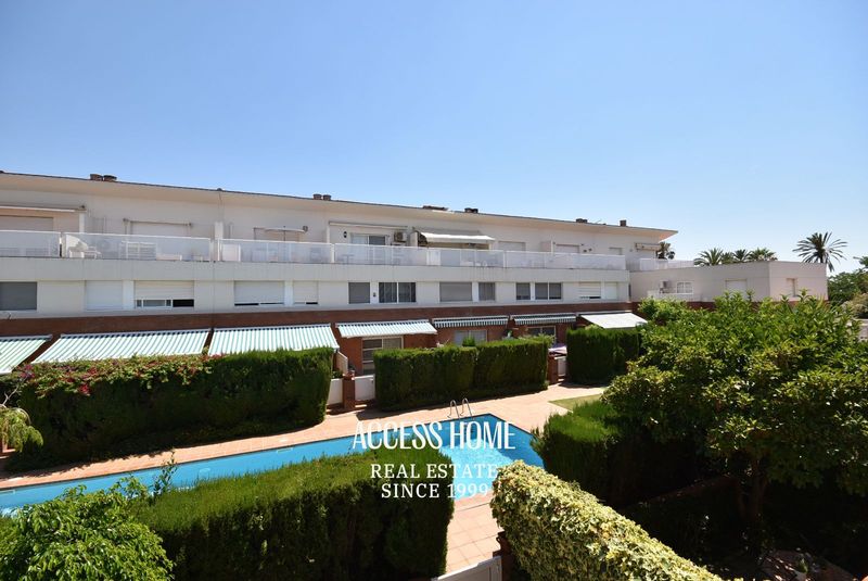 Adosado en venta Premiá de Mar, Barcelona. Ref: 4976. Access Home 